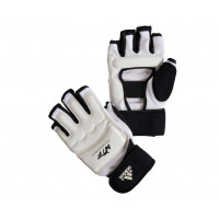 Перчатки для тхэквондо Adidas WTF Fighter Gloves белые adiTFG01