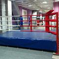 Ринг боксерский на помосте Atlet 5х5 м, высота 1 м, две лестницы, боевая зона 4х4 м IMP-A445 120_120
